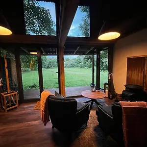  Holiday home Lynbrook Haybarn, Hot Tub And Outdoor Kitchen, New Forest
